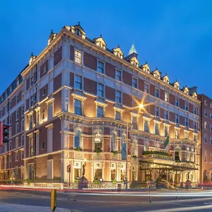 https://the-shelbourne-a-renaissance.dublin-hotelsweb.com