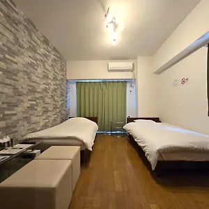 Comfort Cube Phoenix S Kitatenjin アパート 福岡市