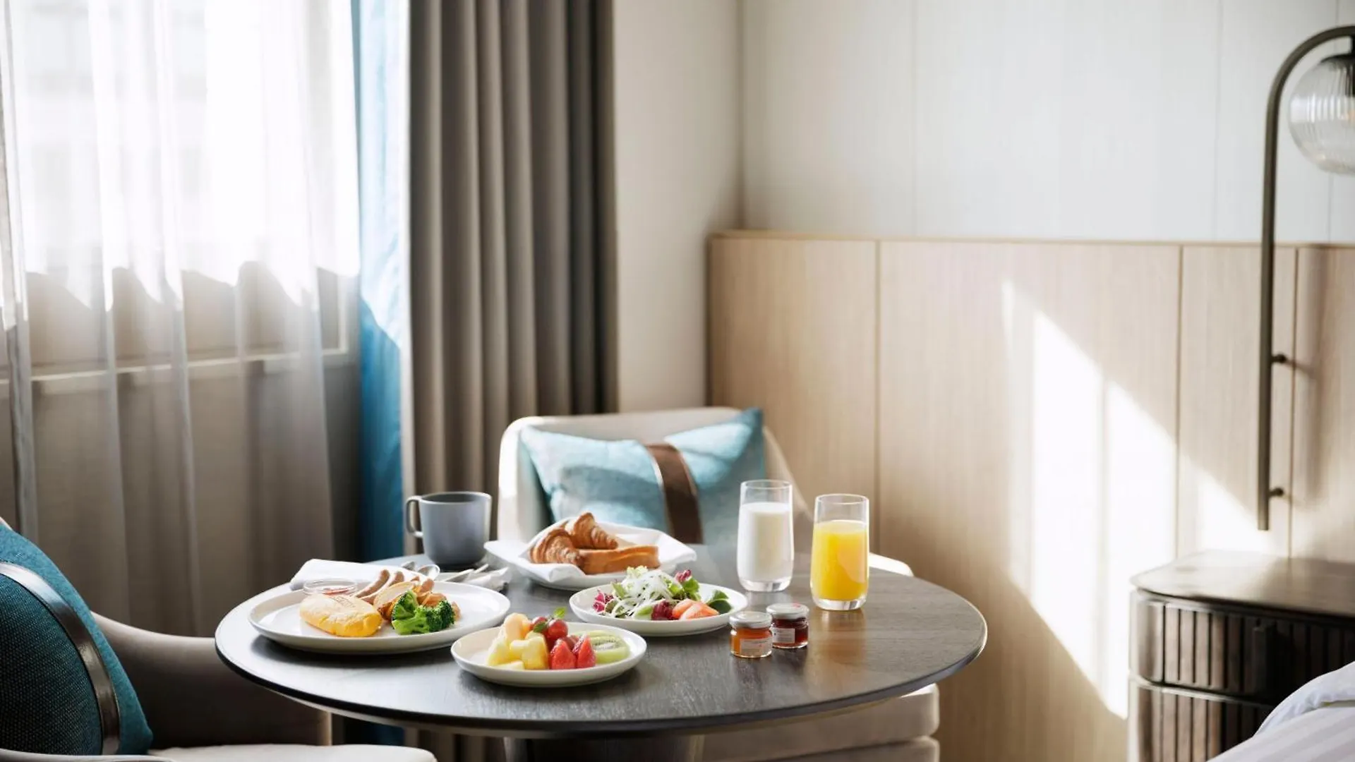 Courtyard By Marriott Tokyo Ginza Hotel