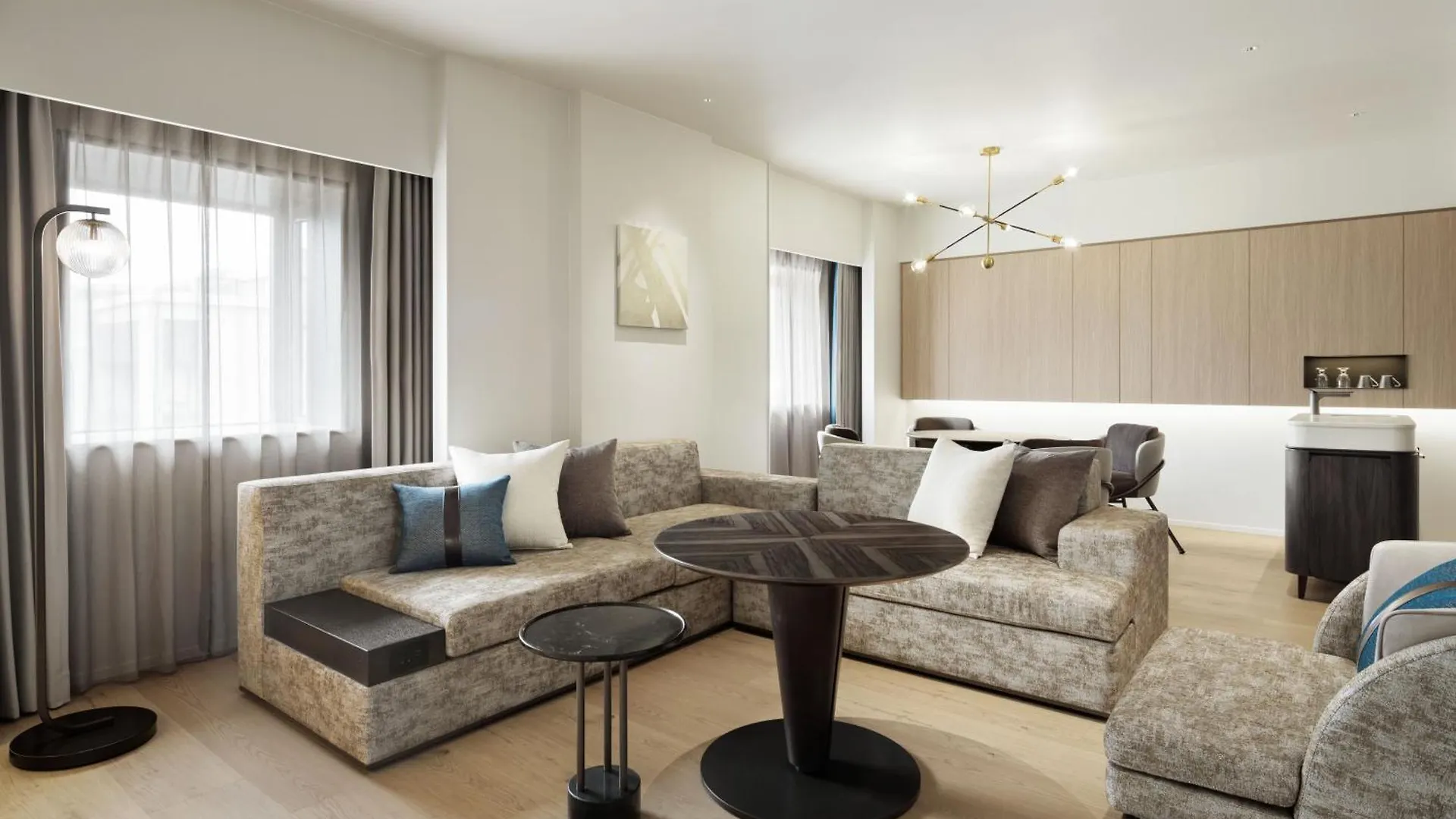 ****  Courtyard By Marriott Tokyo Ginza Hotel Japan