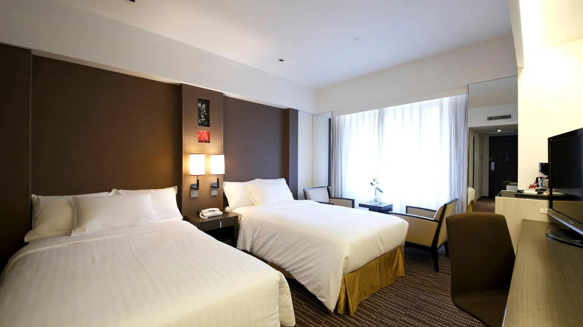 ****  Courtyard By Marriott Tokyo Ginza Hotel Japan