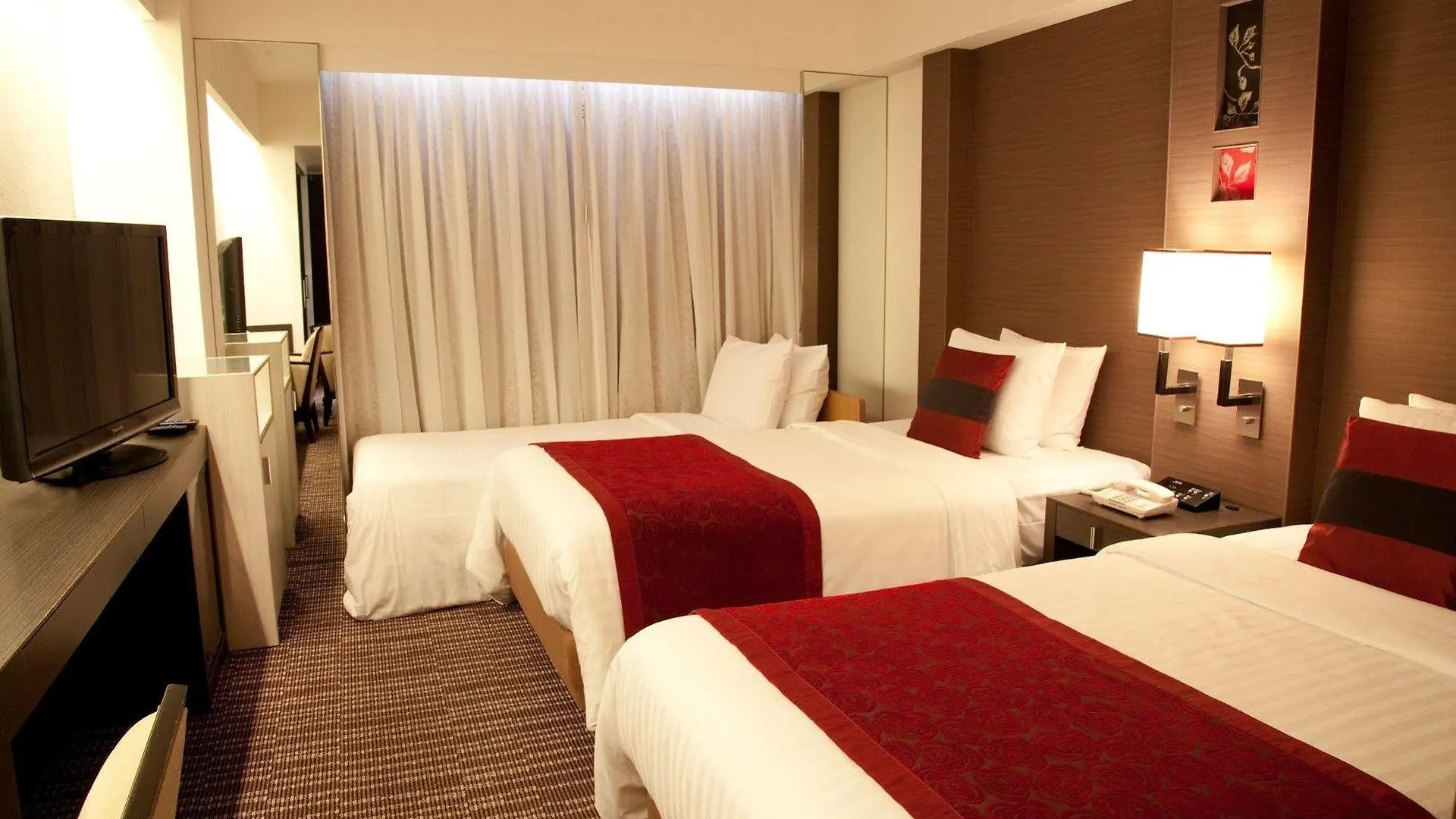 Courtyard By Marriott Tokyo Ginza Hotel